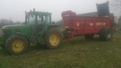 John deere 6610 i metalfach 12 ton