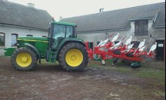 John Deere 6910 & Agro Masz PO4