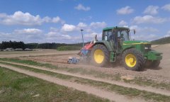 John Deere 6910 & Monosem