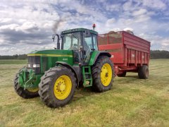 John Deere 7810