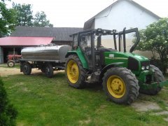 John Deere 3300