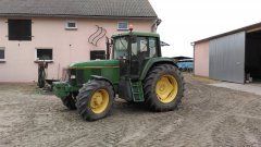 John Deere 6800