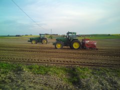 John Deere 7800 , 8330