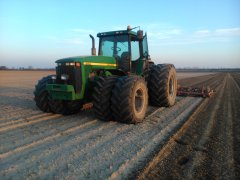 John Deere 8300 + Unia Viking