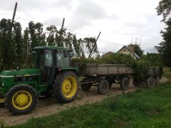 John deer 1640 + Zestaw do zwożenia chmielu