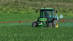 John Deere 1640 + opryskiwacz Biardzki