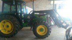 John Deere 2140