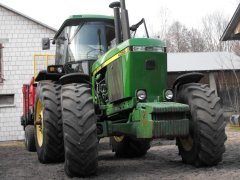 John Deere 4055