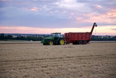 John Deere 8400 + Annaburger