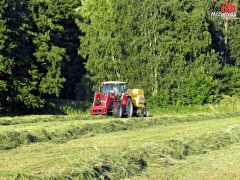 Massey Ferguson 5611 Dyna 4 & NH Br6090 CropCutter