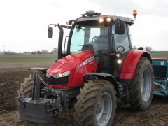 Massey Ferguson 5611