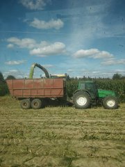 Valmet 8450 i rozrzutnik