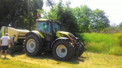 Valtra + Krone fortima 1250