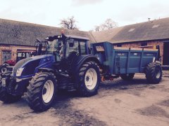 Valtra N113 &  Roland Vertical 14