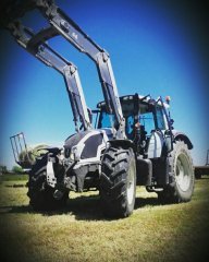 Valtra N123