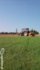 Valtra N92 i siewnik Vredo