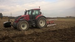 Valtra T144 Active & Kuhn Master 113