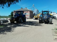 Valtra T202 & New Holland T7 170