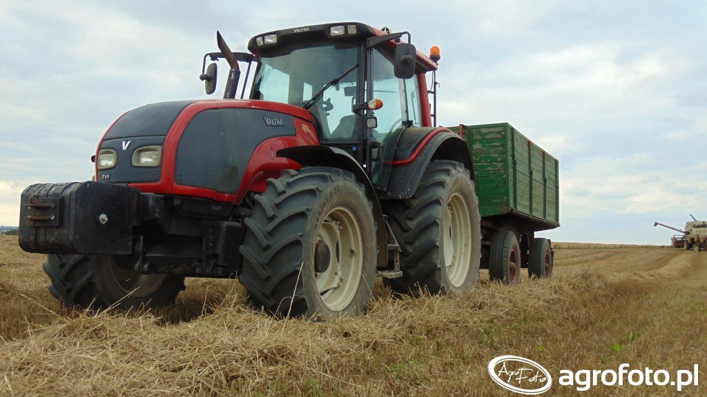 Obraz Ciagnik Valtra T121 Id663467 Galeria Rolnicza Agrofoto