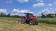 Massey Ferguson 3050 + Pottinger HIT47