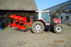 Massey Ferguson 3065 & akpil km80