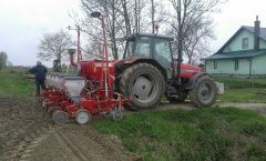 Massey Ferguson 4370 & Kverneland Becker Aeromat