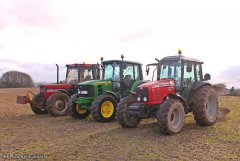 Massey Ferguson 4445 - John Deere 6330 - Case 1056xl