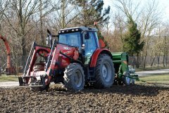 Massey Ferguson 5425 + Amazone D9