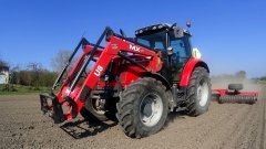 Massey Ferguson 5425 + Jacek 5.0