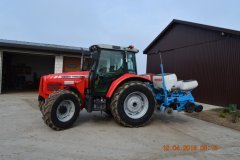 Massey Freguson 5435 & Monosem NG4 Plus