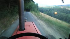 Massey Ferguson 698 w trasie