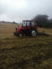 Massey Ferguson 235 i kultywator 1,8m z wałkiem