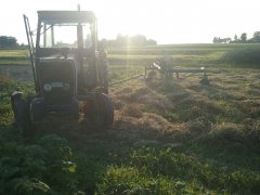 Massey Ferguson 235+zgrabiarka