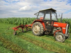 Massey Ferguson 255 & Kuhn GF 5000