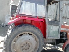 Massey Ferguson 255