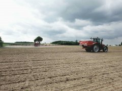 Agrifac Condor IV i Massey Ferguson 6480 + Rauch Axis H emc+w