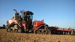 Case Quadtrac 620 &  Horsch Tiger 8