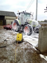 Claas Arion 430