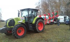 Claas Arion 620