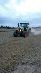 Claas Arion 620