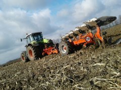 Claas Axion