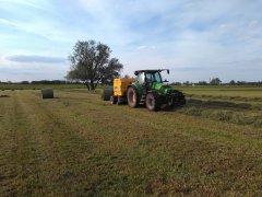 Deutz-Fahr Agrotron k 610 & New Holland BR 6090