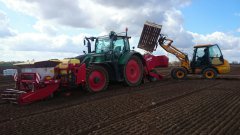 Fendt 716, Grimme i JCB 406