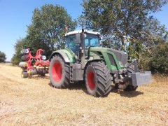 Fendt 824 + Vaderstäd Carrier 420