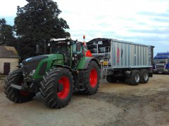 Fendt 936 Vario i przeczepa fliegl asw 261