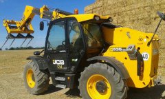 JCB  535