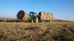 John Deere 1640 & laweta