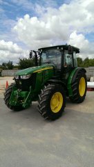 John Deere 5085 M