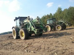 John Deere 5090r i 5820