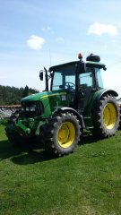 John Deere 5100M